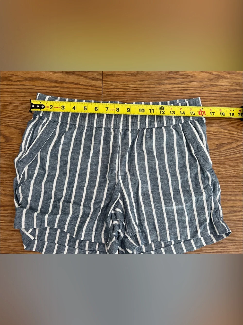 Sonoma Women’s Striped Blue and White Lounge Everyday Shorts Size Medium - Picture 2 of 5